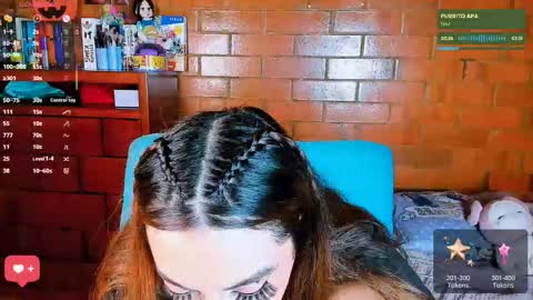 Snapshot of annycolin chatting on 10.25.25 Anny IG online show from 10.25.25