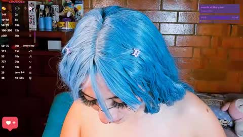 Snapshot of annycolin chatting on 10.31.25 Anny IG online show from 10.31.25