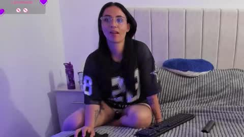 Snapshot of annyroberts_89 chatting on 02.24.26 Anny online show from 02.24.26