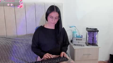 Anny online show from 06.03.26