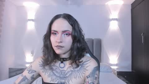 Snapshot of annythomsonn chatting on 01.14.26 AnnyT online show from 01.14.26