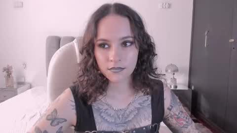 Snapshot of annythomsonn chatting on 02.23.26 AnnyT online show from 02.23.26