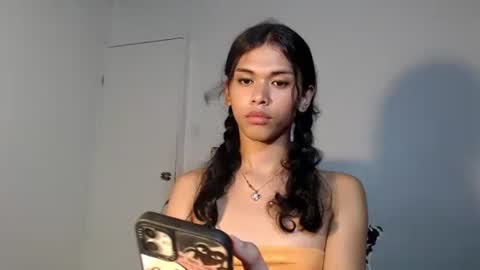 Snapshot of anok_yaii chatting on 11.06.25 anok_yaii online show from 11.06.25