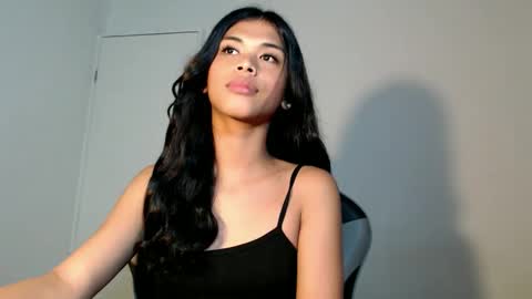 Snapshot of anok_yaii chatting on 11.30.25 anok_yaii online show from 11.30.25