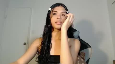 Snapshot of anok_yaii chatting on 12.02.25 anok_yaii online show from 12.02.25