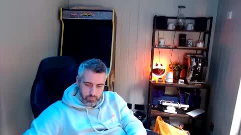anonymousblokeuk online show from 10.13.25