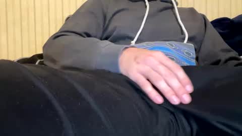 Snapshot of anonyomosguy chatting on 09.24.25 anonyomosguy online show from 09.24.25