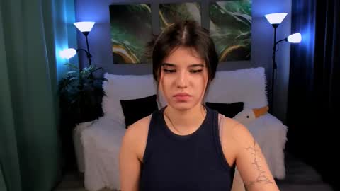 Anora online show from 09.23.25