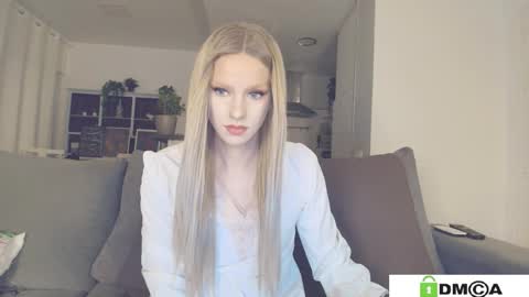 Snapshot of anorsel chatting on 03.15.26 Sexy Ladybug online show from 03.15.26