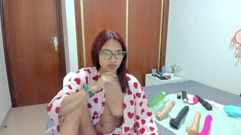 Snapshot of anthonela_hotsex chatting on 06.03.26 anthonela_hotsex online show from 06.03.26