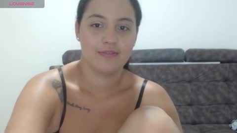 Snapshot of anthonela_queen chatting on 02.15.26 Anthonela Queen online show from 02.15.26