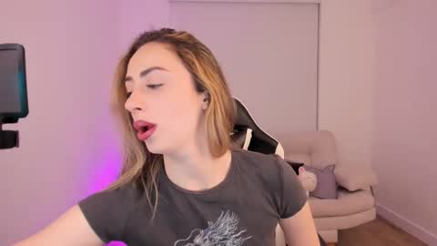 Anthonela online show from 09.20.25