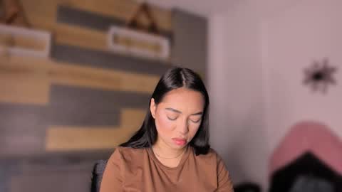 Snapshot of anthonellasweet_ chatting on 11.23.25 Anthonella Sweet online show from 11.23.25