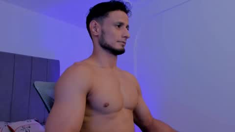 Adonys Creeb online show from 12.02.25