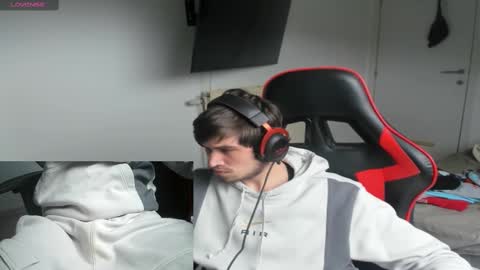 Snapshot of anthonyloveseks chatting on 03.12.25 Anthony online show from 03.12.25