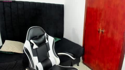       online show from 12.20.25