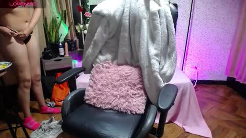 antia_x online show from 10.12.25