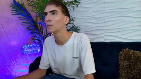 anton__monacu online show from 11.29.25