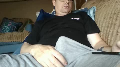 Snapshot of antonduncs chatting on 07.02.26 antonduncs online show from 07.02.26