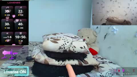 Snapshot of antonella0769 chatting on 06.03.26 ANTONELLA WILLIAM INDEPENDIENTE online show from 06.03.26