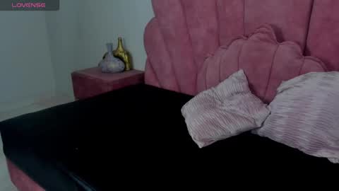 antonella_foxxxx online show from 12.16.25