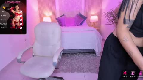  Antonella Grayy  online show from 09.18.25