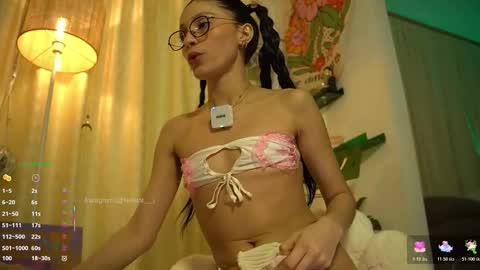 Nell. online show from 12.15.25