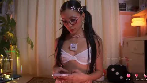 Nell. online show from 07.12.26