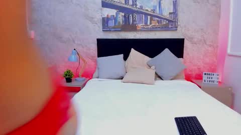 antonella_ponss online show from 10.21.25