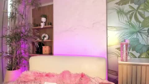 Snapshot of antonella_rossi24 chatting on 04.23.26 Antonella Rossi online show from 04.23.26