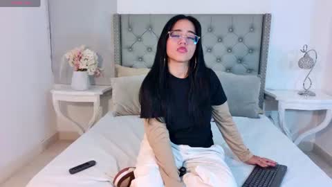 Antonella online show from 07.03.26