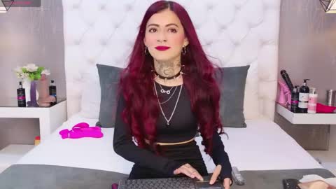 AntonellaEscudero online show from 04.24.26