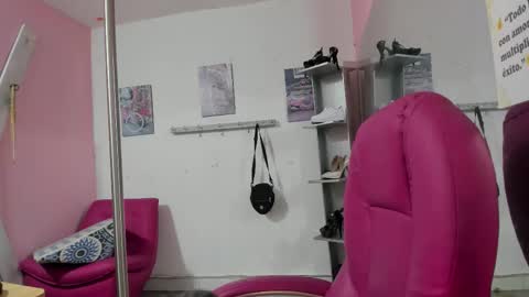 ANTONELLA online show from 12.01.25