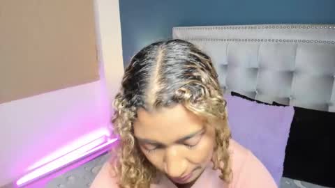 Sarah online show from 02.25.25