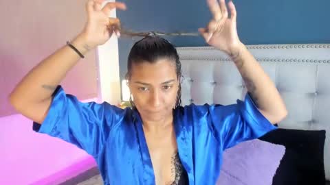 Sarah online show from 03.04.25