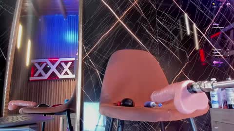 Antonella Russel online show from 12.18.24