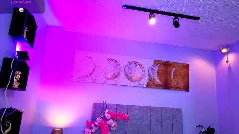 Snapshot of antonellastar24_ chatting on 09.19.25 Antonella online show from 09.19.25