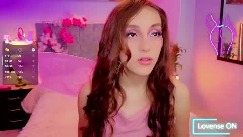 Snapshot of antonellastar24_ chatting on 10.31.25 Antonella online show from 10.31.25