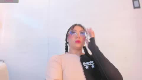 Snapshot of antonellepiercee chatting on 06.09.26 A N T O N E L L E online show from 06.09.26