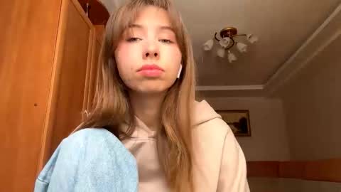 Snapshot of antonettabunyan chatting on 02.27.26 Serena online show from 02.27.26