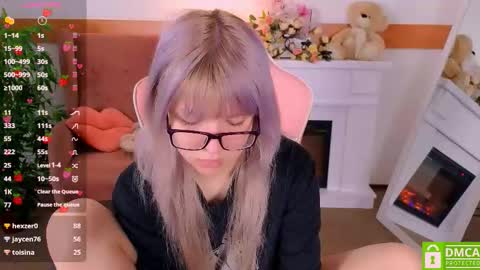 Snapshot of antonia_ferrero chatting on 11.15.25 antonia_ferrero online show from 11.15.25