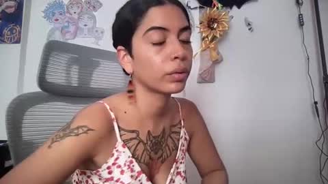 Snapshot of antoniabloom chatting on 09.24.25 Antonia online show from 09.24.25