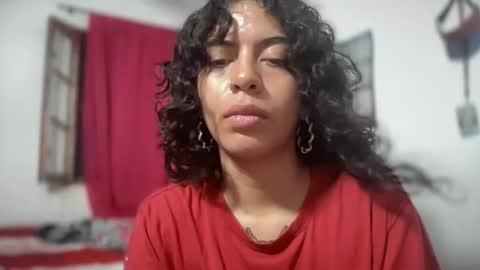 Snapshot of antoniabloom chatting on 11.27.25 Antonia online show from 11.27.25