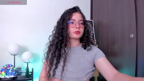 Snapshot of antoniart_ chatting on 12.04.24 Antonia online show from 12.04.24
