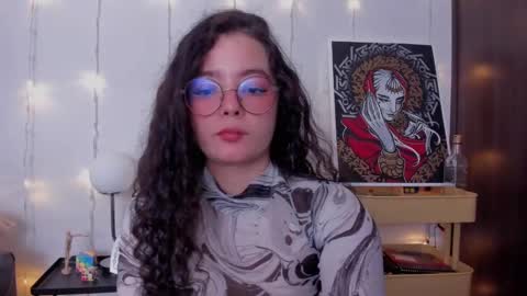 Snapshot of antoniart_ chatting on 02.17.25 Antonia online show from 02.17.25