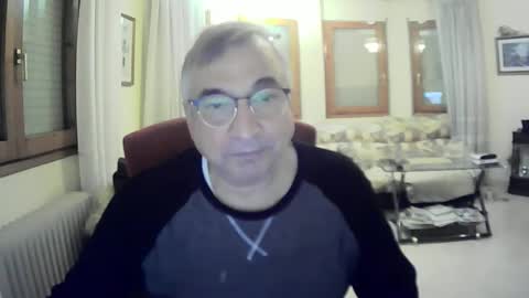 Antonio online show from 02.10.25