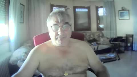 Antonio online show from 10.15.25