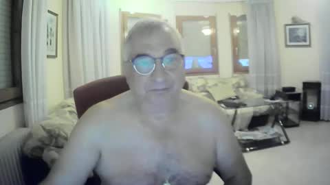 Antonio online show from 10.18.25