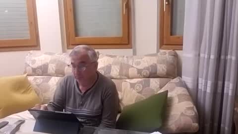 Antonio online show from 10.24.25