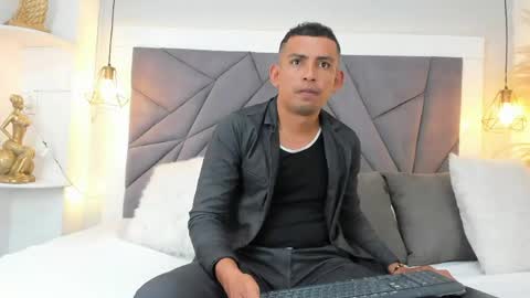 Antonio online show from 05.02.26